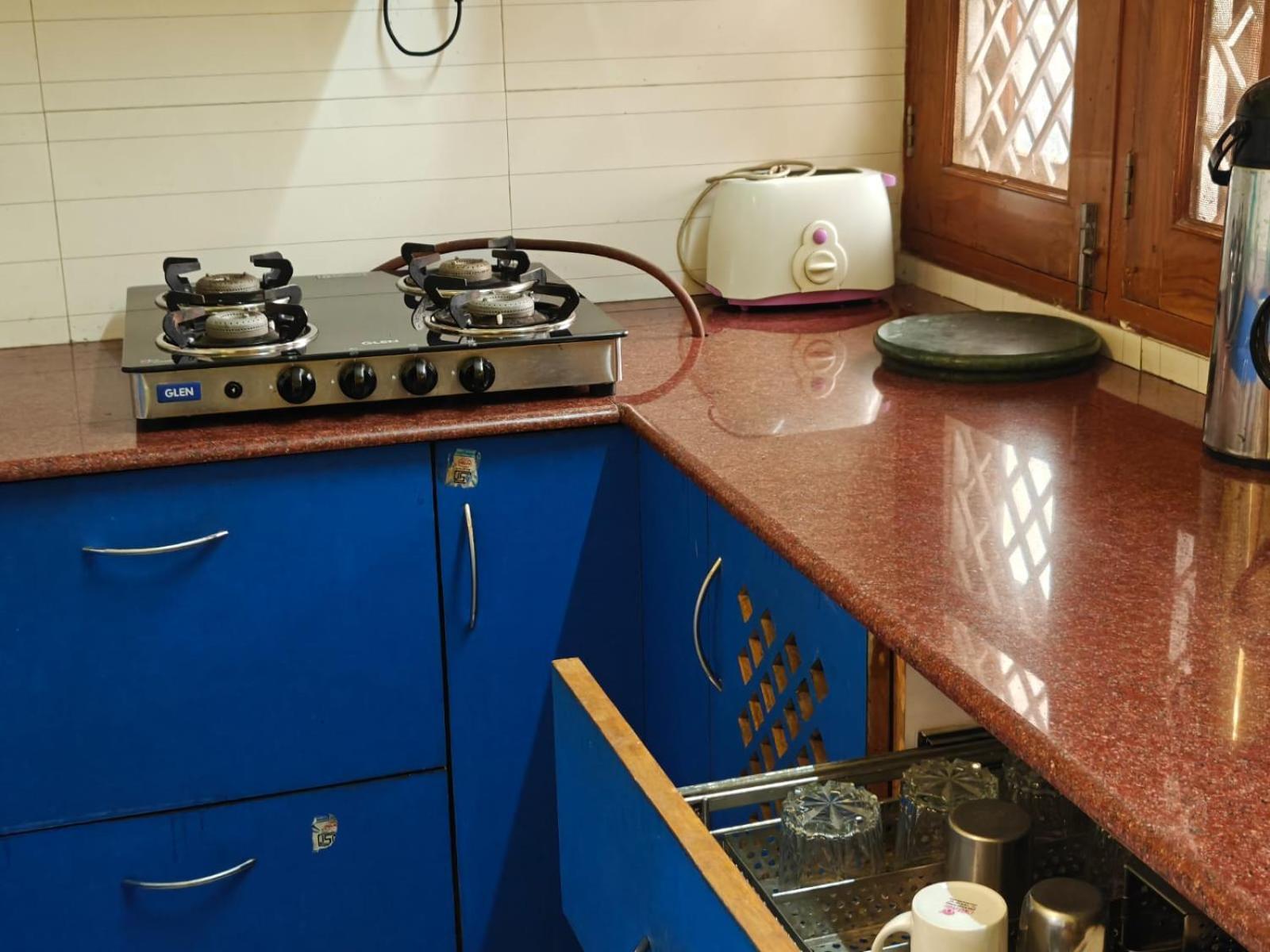 Fully Furnished Ish, Atithya With Various Amenities And Free Services In Lucknow, India Homestay Lucknow