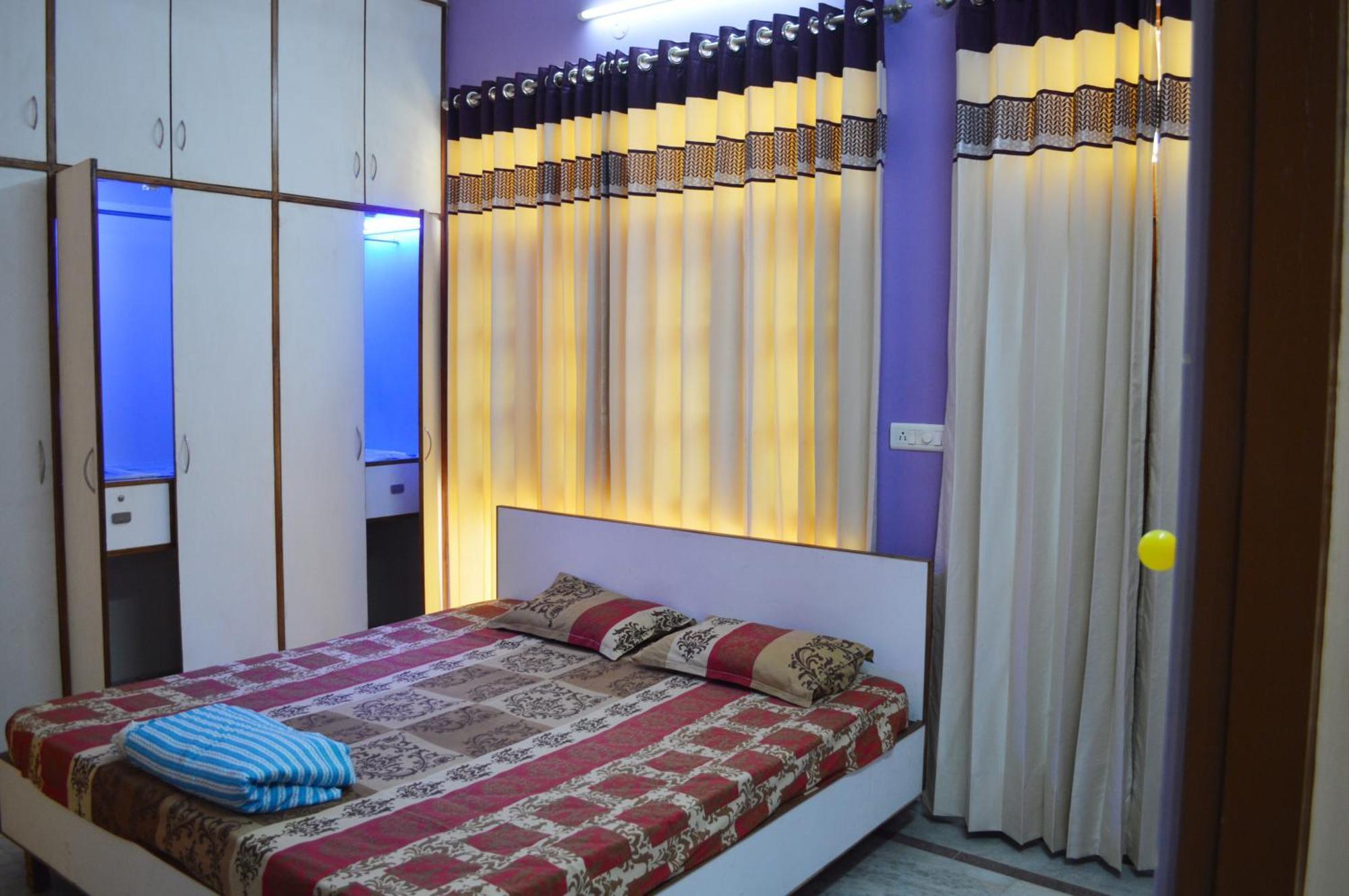 Fully Furnished Ish, Atithya With Various Amenities And Free Services In Lucknow, India Homestay