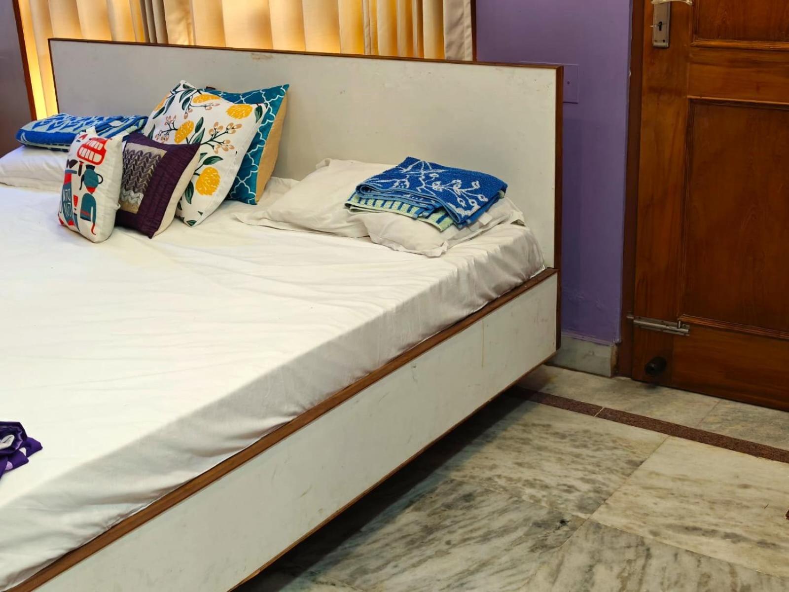 Fully Furnished Ish, Atithya With Various Amenities And Free Services In Lucknow, India Lucknow